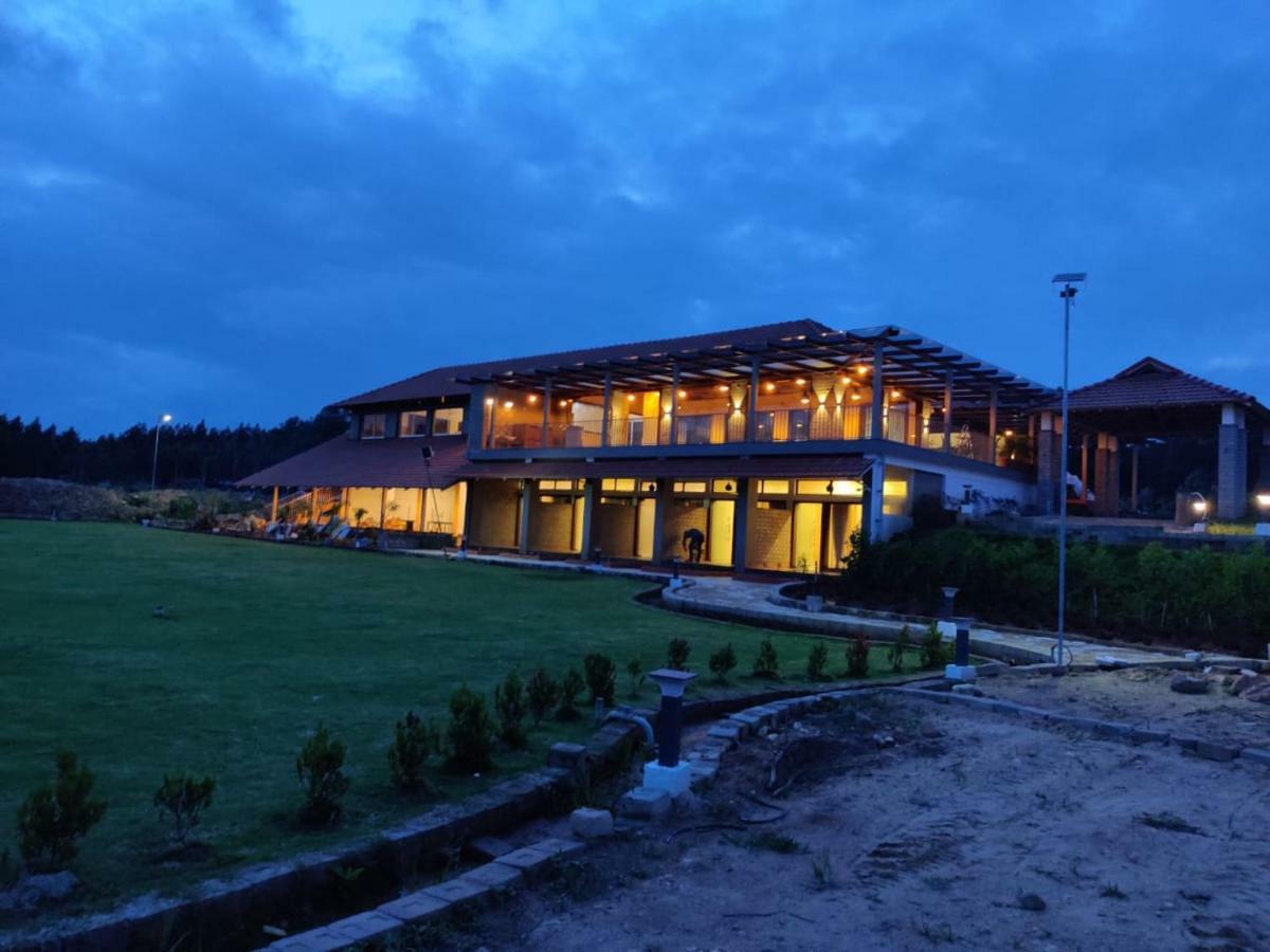 Hotel Biranji Aqua Retreat Chikmagalūr Exterior foto