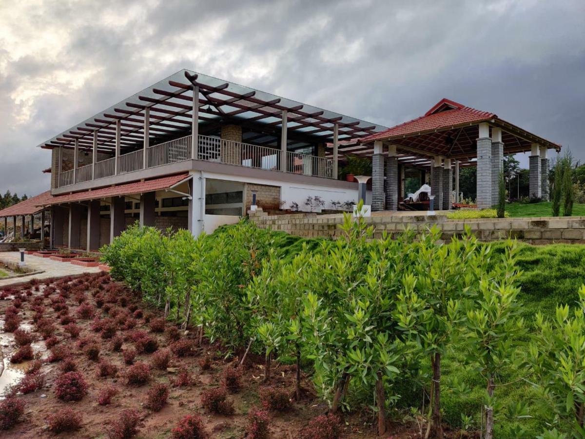Hotel Biranji Aqua Retreat Chikmagalūr Exterior foto